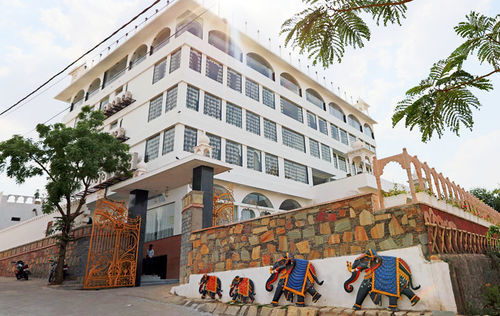 Mewargarh Udaipur By Red Lion S Hotell Exteriör bild